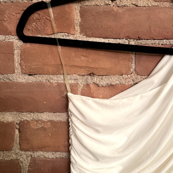 Bandage Dress - Picture 3 of 4